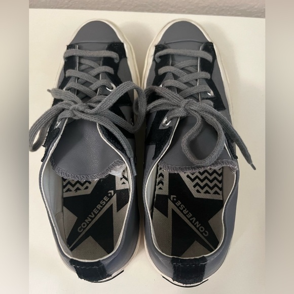 Converse | Gray Leather Black Chevron Women’s Sz 10 - Picture 4 of 6